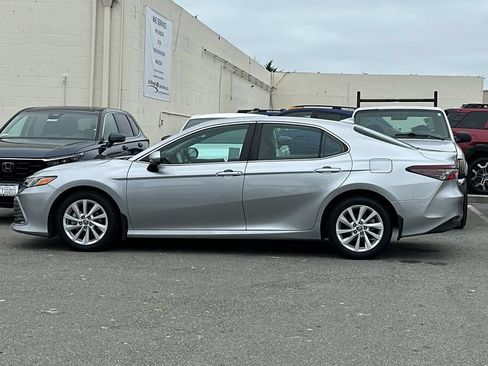 Used 2024 Toyota Camry LE FWD image 7