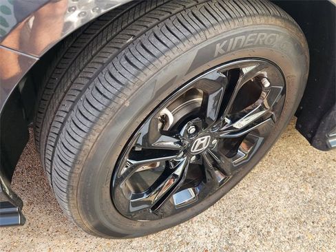 Used 2025 Honda Accord SE image 10