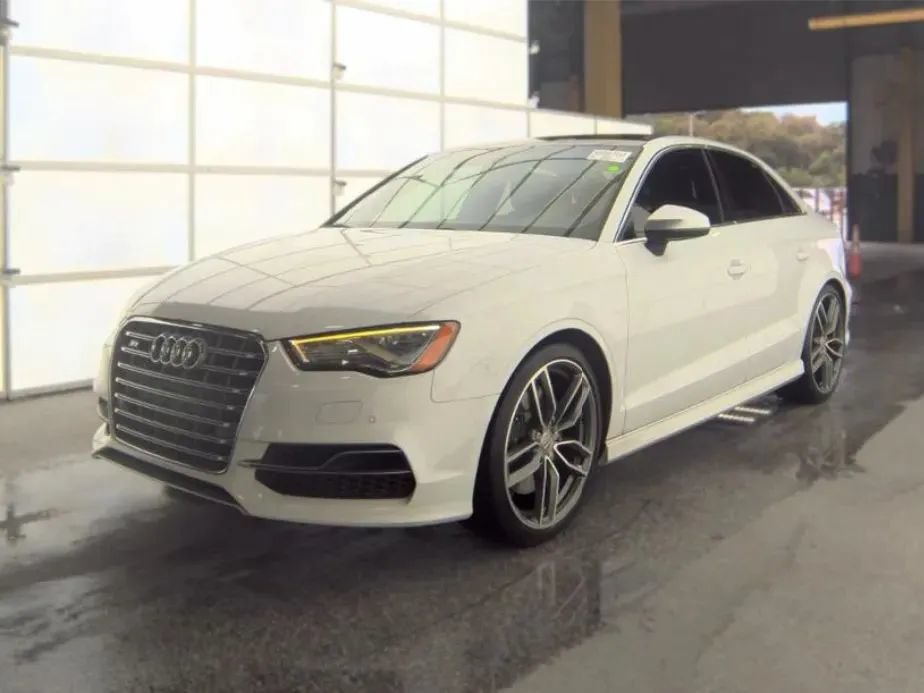 Used 2015 Audi S3 Prestige AWD/4WD image 1