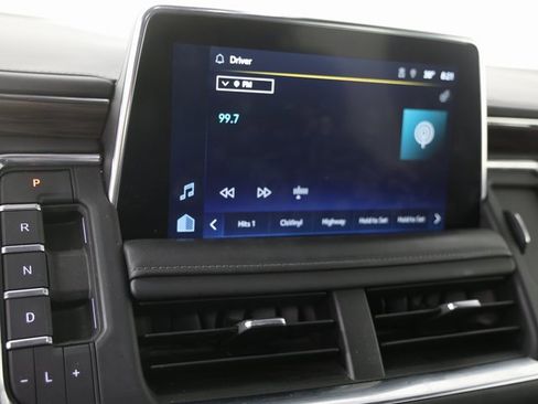 Used 2022 Chevrolet Tahoe Z71 image 6