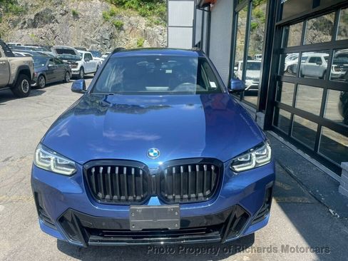 Used 2023 BMW X3 xDrive30i AWD/4WD image 3