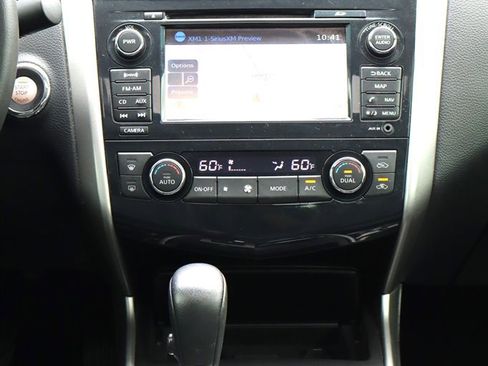 Used 2013 Nissan Altima 2.5 SL w/ Technology Pkg FWD image 13