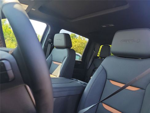 New 2026 GMC Sierra 2500 AT4 w/ AT4 Premium Plus Package image 17