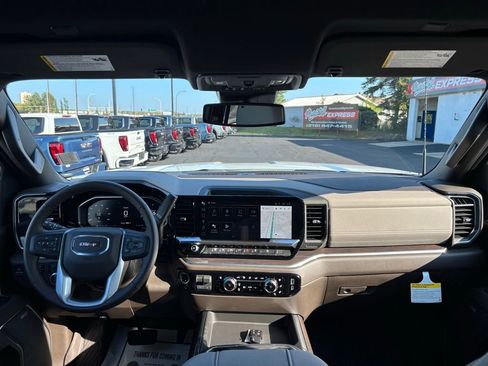 New 2026 GMC Sierra 3500 SLT w/ SLT Premium Package image 20
