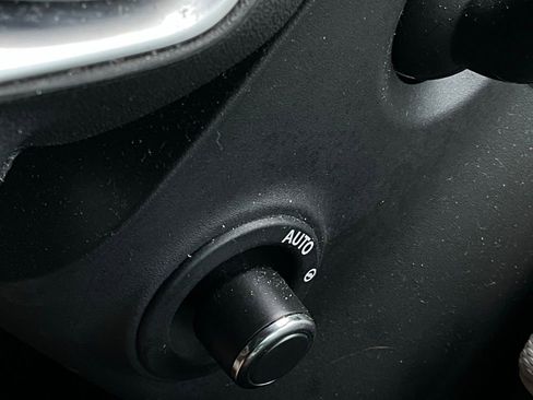 Used 2022 Land Rover Discovery S R-Dynamic image 44