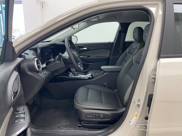 New 2026 Chevrolet Trax ACTIV w/ Driver Confidence Package FWD image 13