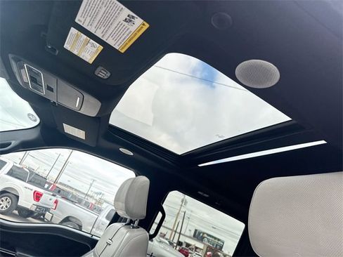 Certified 2023 Ford F150 Lightning Platinum image 20