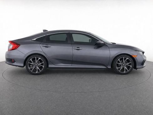 Used 2019 Honda Civic Sport image 9
