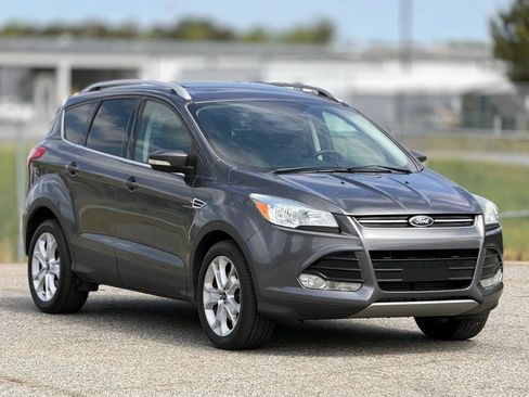 Used 2015 Ford Escape Titanium image 1
