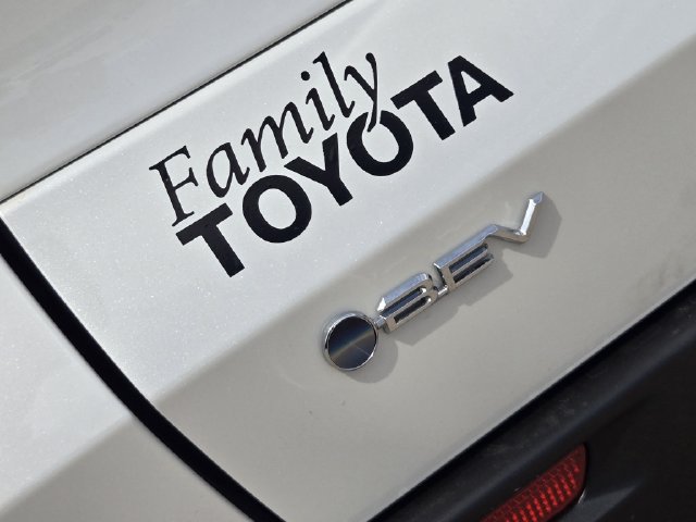New 2026 Toyota bZ FWD image 8