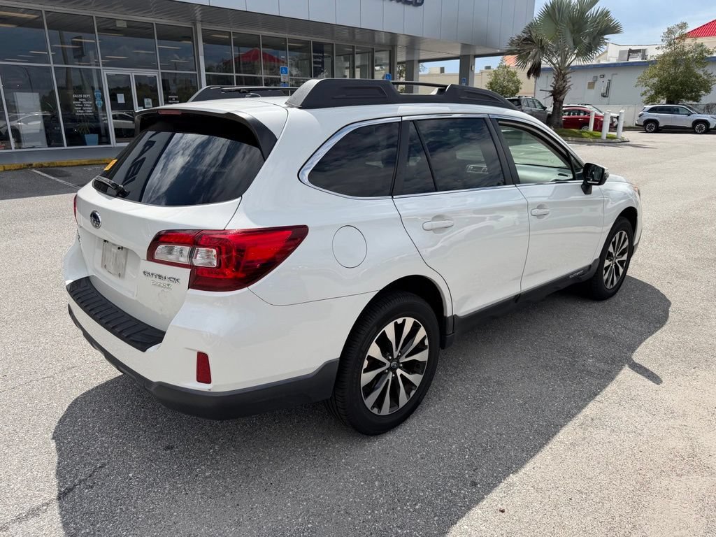 Used 2015 Subaru Outback 2.5i Limited AWD/4WD image 3