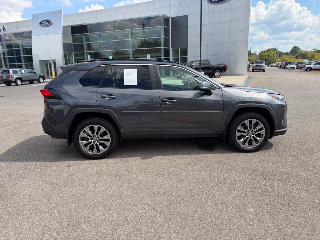 Used 2023 Toyota RAV4 XLE Premium FWD image 7
