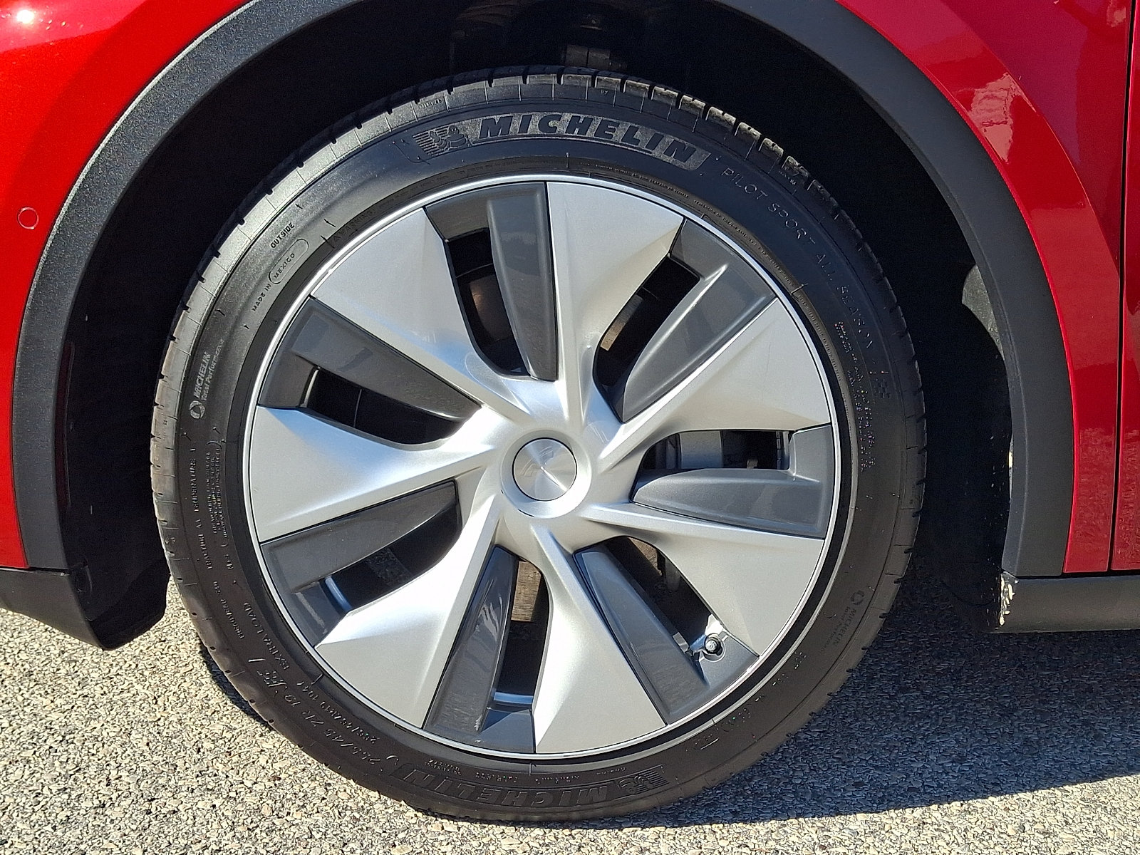 Used 2021 Tesla Model Y Long Range AWD/4WD image 8