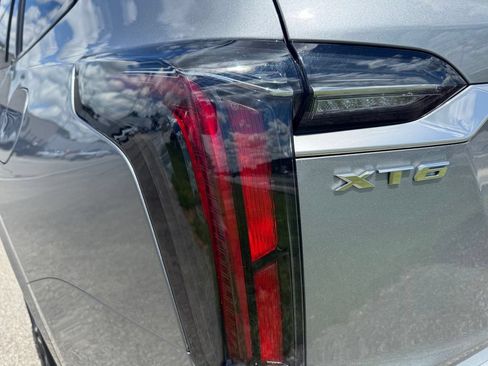 Certified 2024 Cadillac XT6 Sport AWD/4WD image 10