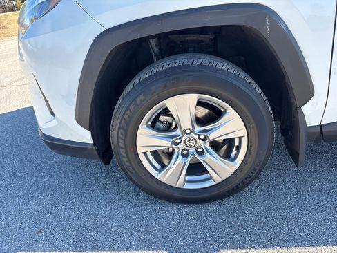 Used 2024 Toyota RAV4 XLE image 46