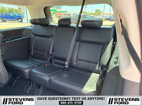 Used 2025 Ford Expedition Platinum AWD/4WD image 37
