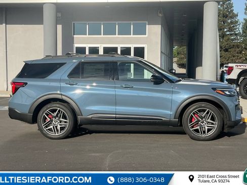 New 2026 Ford Explorer ST-Line w/ ST-Line Street Pack RWD image 6