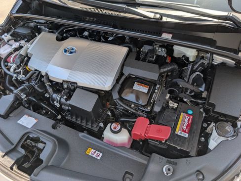 Used 2021 Toyota Prius Prime XLE FWD image 20