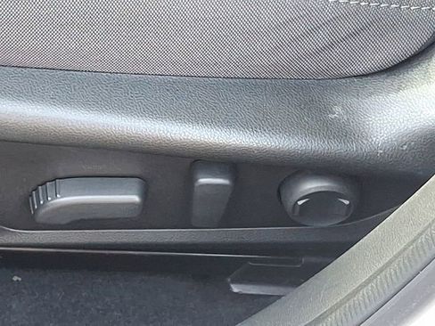 Used 2024 Subaru Crosstrek 2.0i Premium image 27