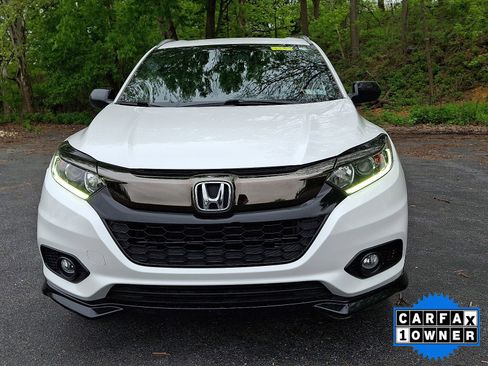 Used 2022 Honda HR-V Sport image 2