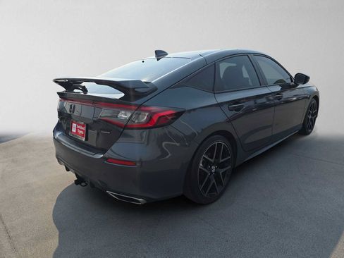 Used 2024 Honda Civic Sport Touring image 3