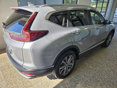 Used 2021 Honda CR-V Touring image 2