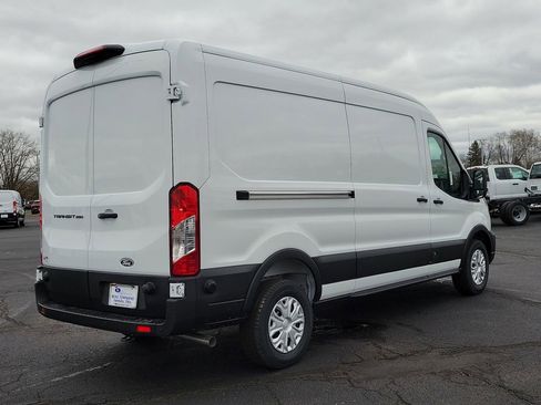 New 2026 Ford Transit 250 148 Medium Roof image 4