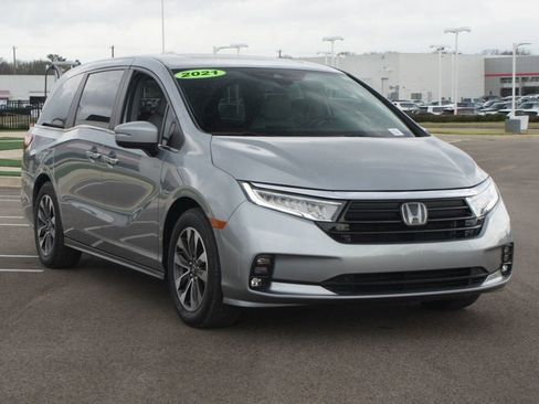 Used 2021 Honda Odyssey EX-L image 2