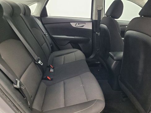 Used 2023 Kia Forte LXS w/ LXS Technology Package image 19
