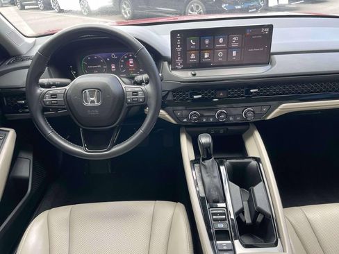 Used 2023 Honda Accord EX-L image 11