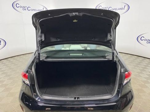 Used 2024 Toyota Corolla LE FWD image 6