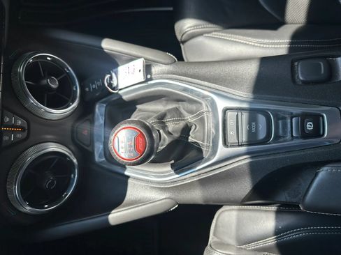 Used 2016 Chevrolet Camaro SS RWD image 33
