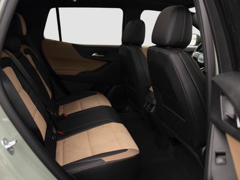 New 2026 Chevrolet Equinox ACTIV AWD/4WD image 23