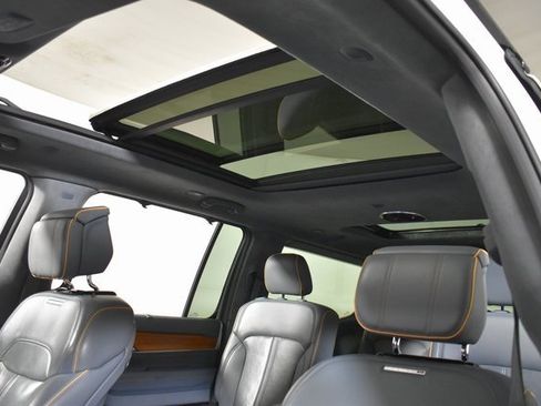 Used 2022 Jeep Grand Wagoneer Series II w/ Convenience Group III image 51