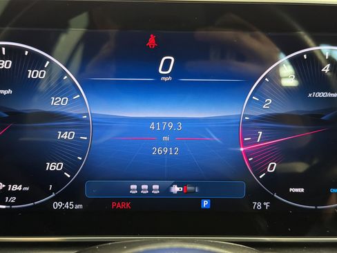 Used 2025 Mercedes-Benz C 300 4MATIC Sedan image 21