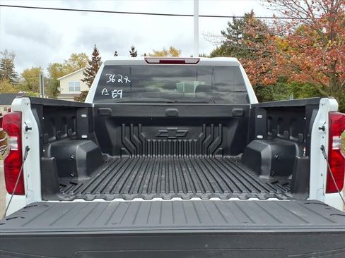 New 2026 Chevrolet Silverado 1500 LT image 8