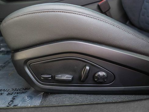 Used 2022 Audi e-tron GT Premium Plus image 26