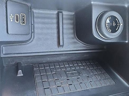 Used 2025 Ford Expedition Max Active AWD/4WD image 27