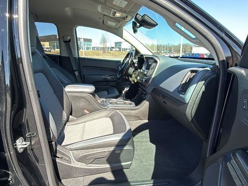 Used 2022 Chevrolet Colorado Z71 w/ Safety Package image 17