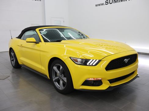 Used 2016 Ford Mustang Convertible w/ Equipment Group 051A RWD image 2