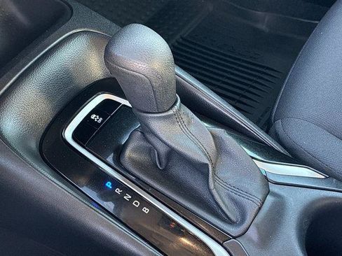 Certified 2025 Toyota Corolla LE FWD image 22