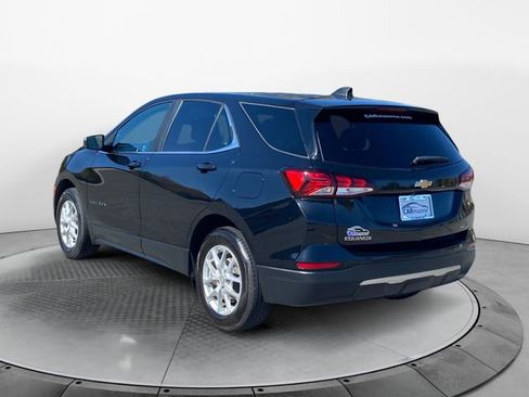 Used 2023 Chevrolet Equinox LT image 3