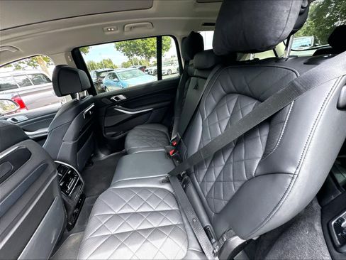 Used 2026 BMW X7 xDrive40i w/ Premium Package AWD/4WD image 22