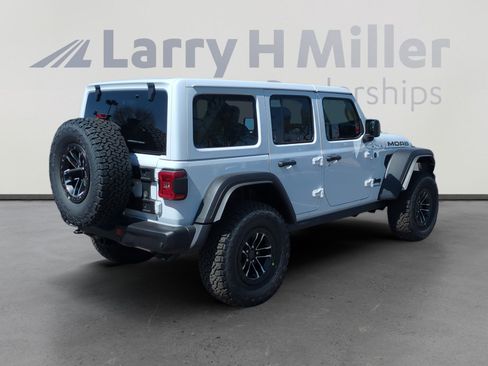 New 2026 Jeep Wrangler Unlimited Rubicon 392 image 5