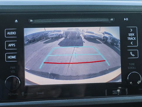 Used 2019 Toyota Tacoma TRD Off-Road image 25