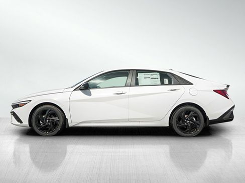 New 2026 Hyundai Elantra Sport FWD image 4