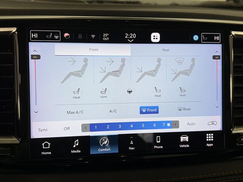 Used 2021 Chrysler Pacifica Pinnacle image 25