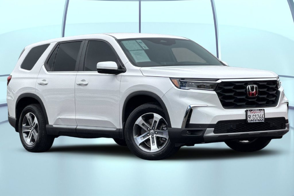 Certified 2024 Honda Pilot EX-L image 2
