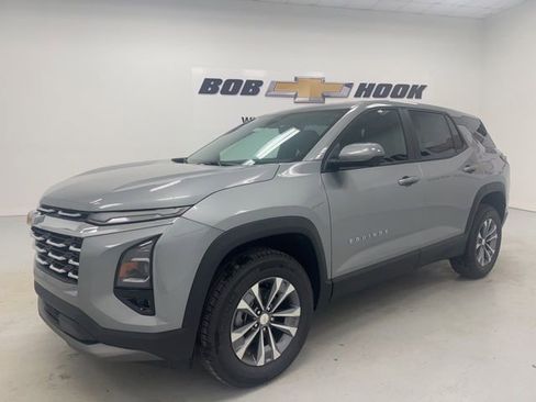 New 2026 Chevrolet Equinox LT AWD/4WD image 1