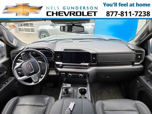 Used 2023 GMC Sierra 1500 SLT w/ SLT Premium Plus Package AWD/4WD image 9